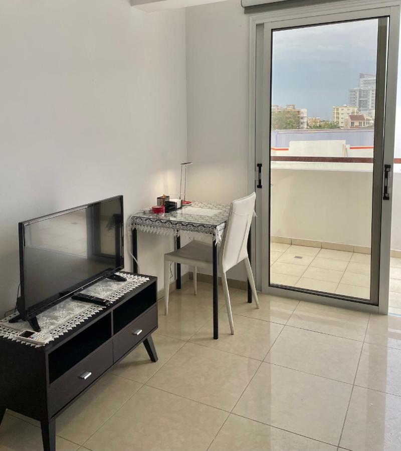 Cyprus Penelope Lägenhet Larnaca Exteriör bild