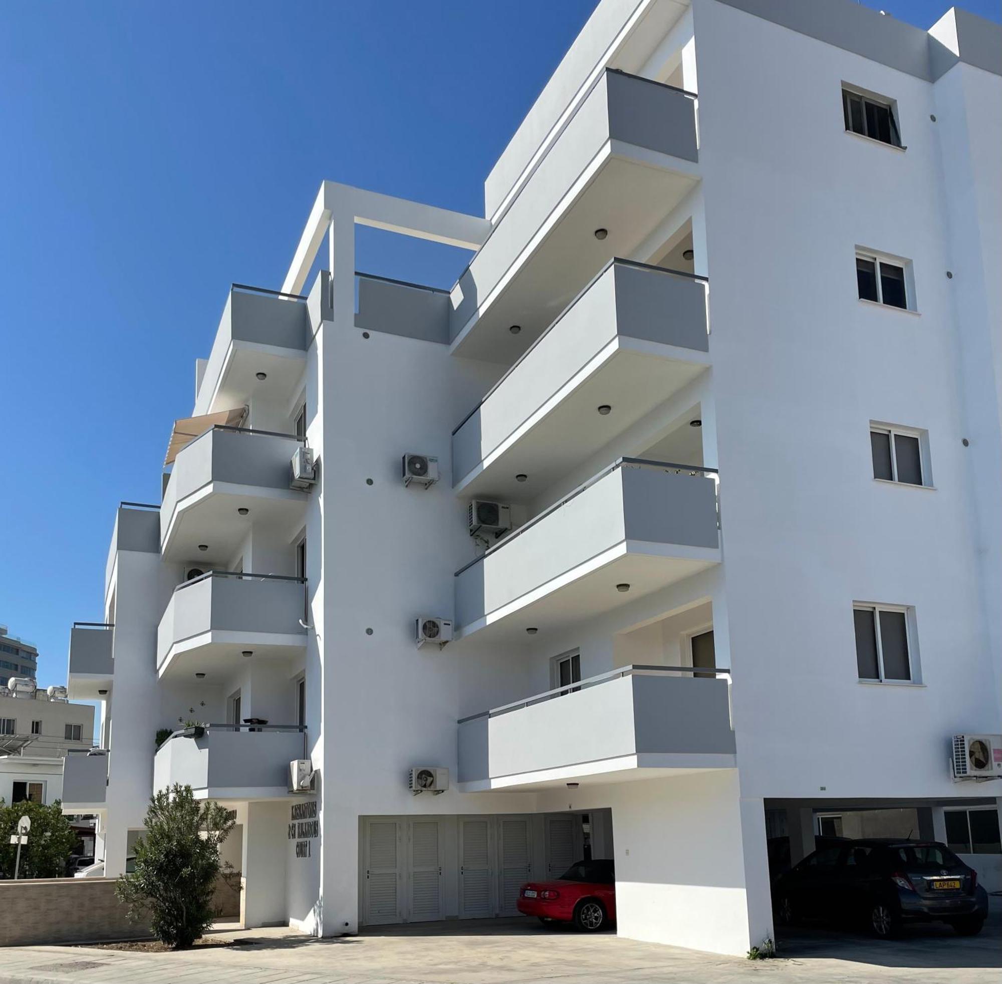 Cyprus Penelope Lägenhet Larnaca Exteriör bild